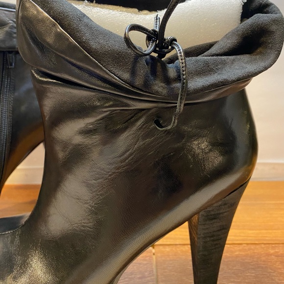 Nine West Platform Boot - Size 8.5M “Iverges” - 4”Heel. Black - Picture 5 of 12